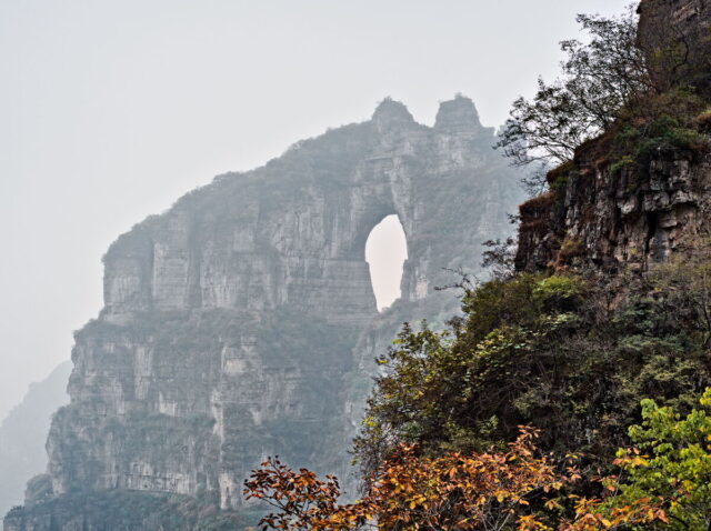 Taihang Mountains,  太行山,  Taihangshan mountains,  Hebei Province, China, 蚕姑庙南天门, Mount Cangyan