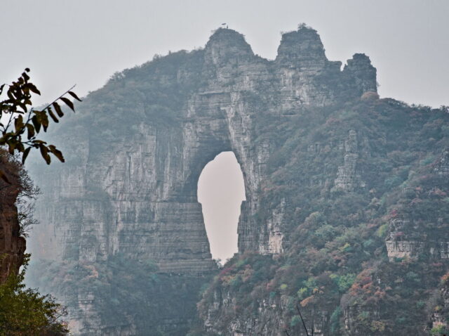 Taihang Mountains,  太行山,  Taihangshan mountains,  Hebei Province, China, 蚕姑庙南天门, Mount Cangyan