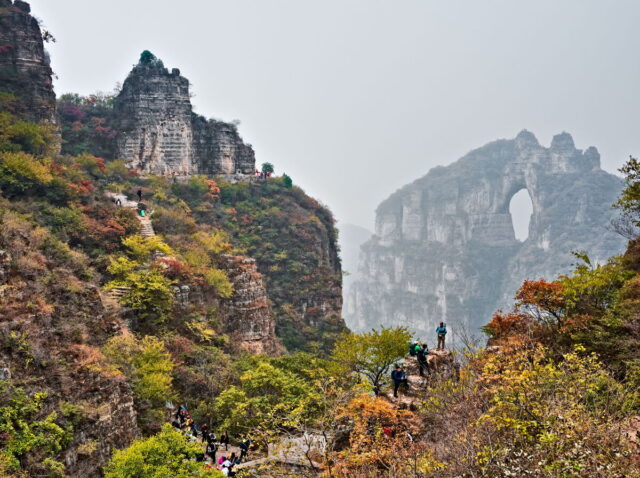 Taihang Mountains,  太行山,  Taihangshan mountains,  Hebei Province, China, 蚕姑庙南天门, Mount Cangyan