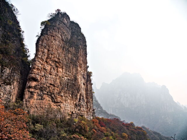 Taihang Mountains,  太行山,  Taihangshan mountains,  Hebei Province, China, 蚕姑庙南天门, Mount Cangyan