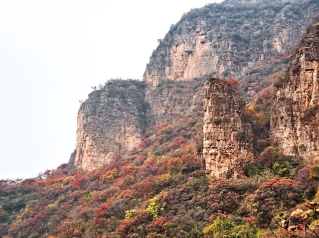 Taihang Mountains,  太行山,  Taihangshan mountains,  Hebei Province, China, 蚕姑庙南天门, Mount Cangyan